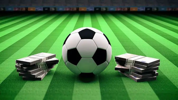 24-25赛季西甲第36轮 皇家社会VS塞尔塔海报